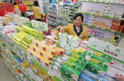 資本巨浪下的藥店變局 騰訊領(lǐng)投高瓴藥店業(yè)務(wù)，零售藥店迎來價(jià)值重估
